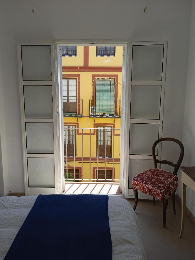 Apartamento Casco Antiguo Exterior Unico En Segunda Planta En Un Edificio De De Dos Plantas Séville Extérieur photo
